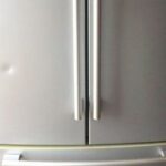 Как убрать вмятину на холодильнике